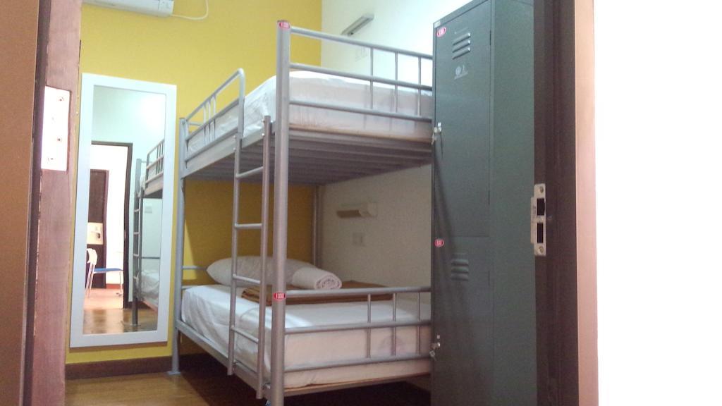 Cx Hostel Kuta Raya Номер фото