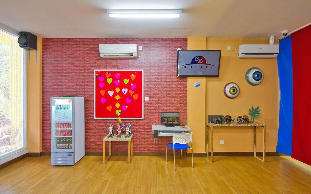 Cx Hostel Kuta Raya Екстер'єр фото