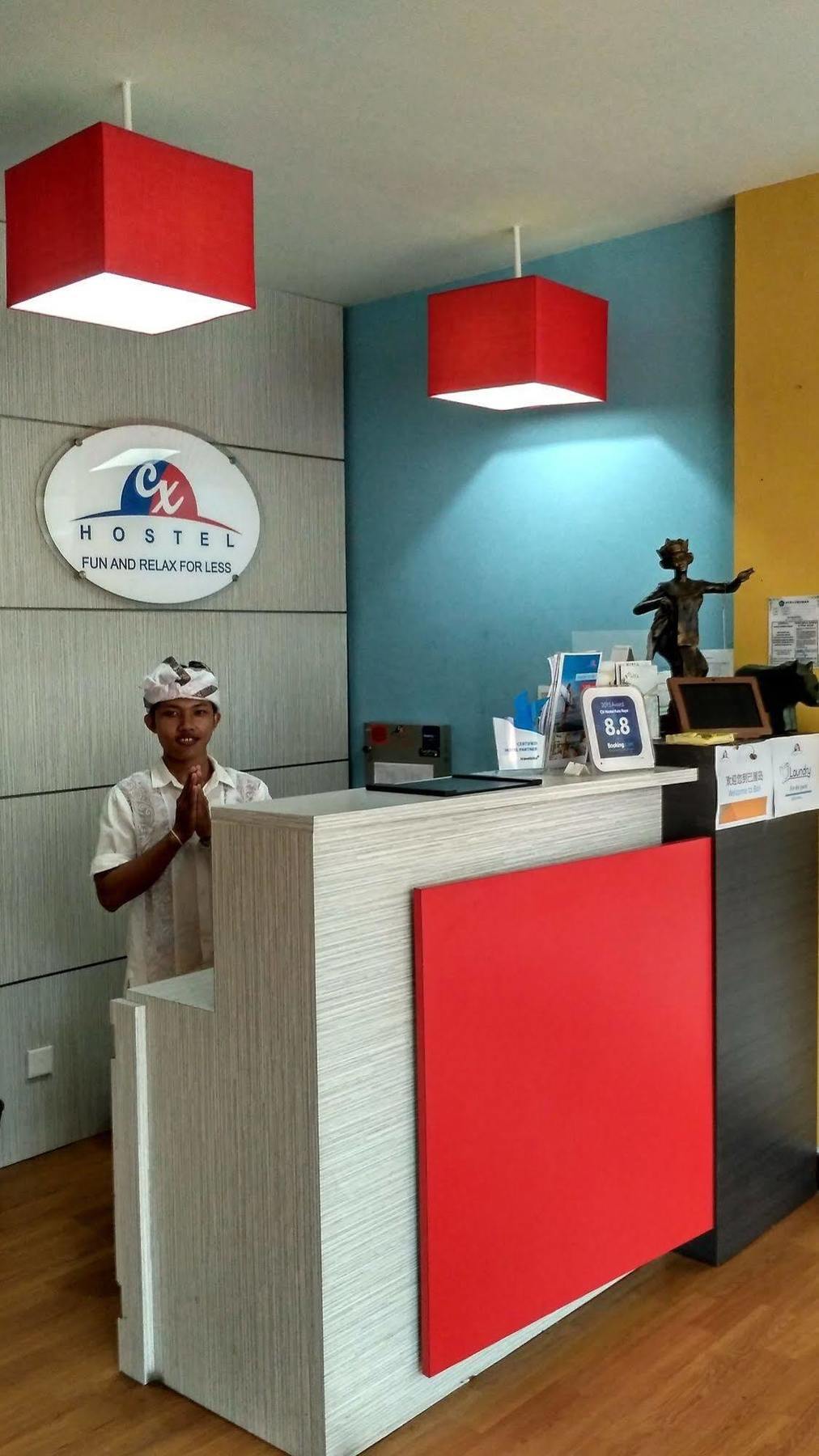 Cx Hostel Kuta Raya Екстер'єр фото