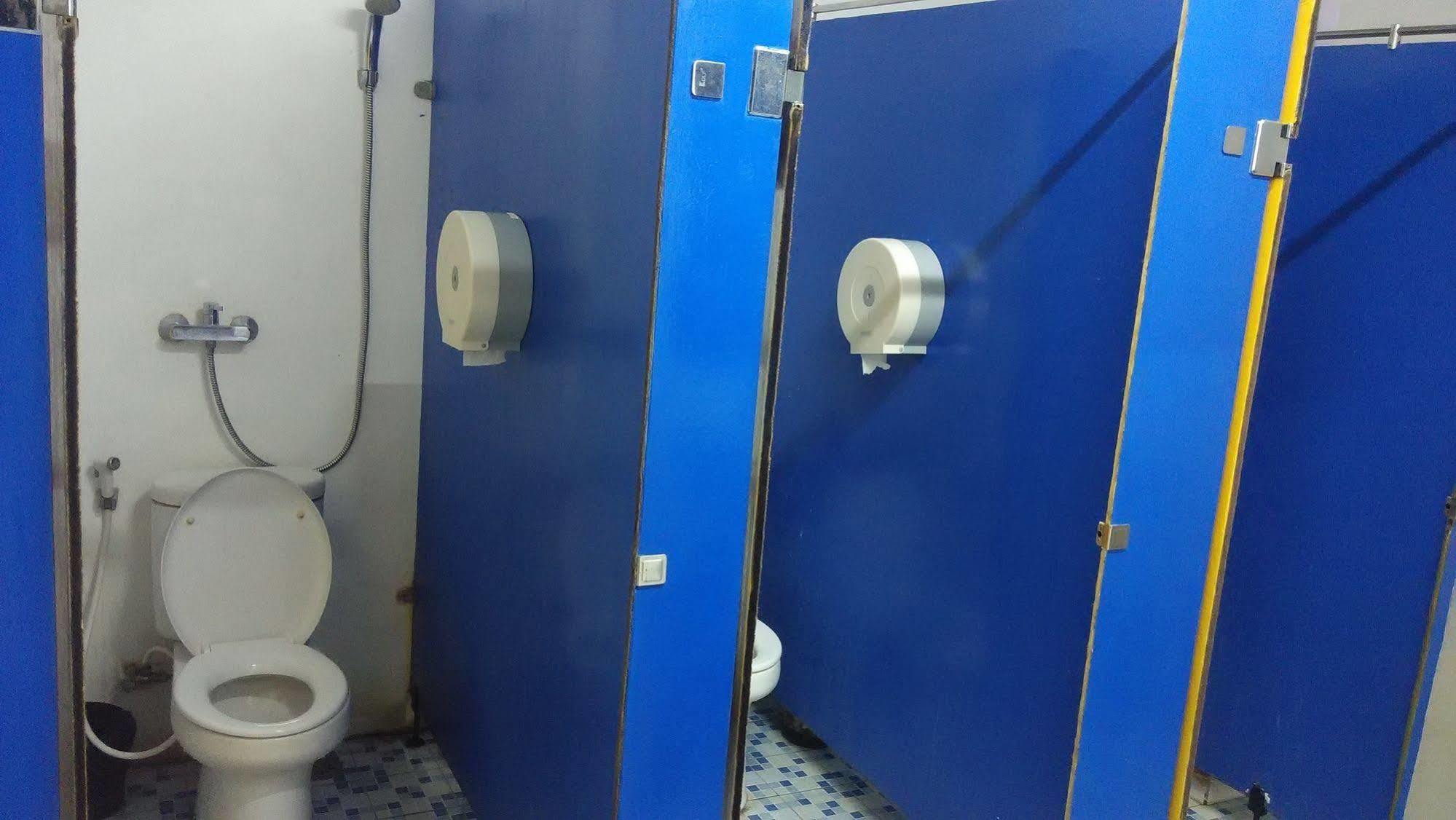 Cx Hostel Kuta Raya Екстер'єр фото