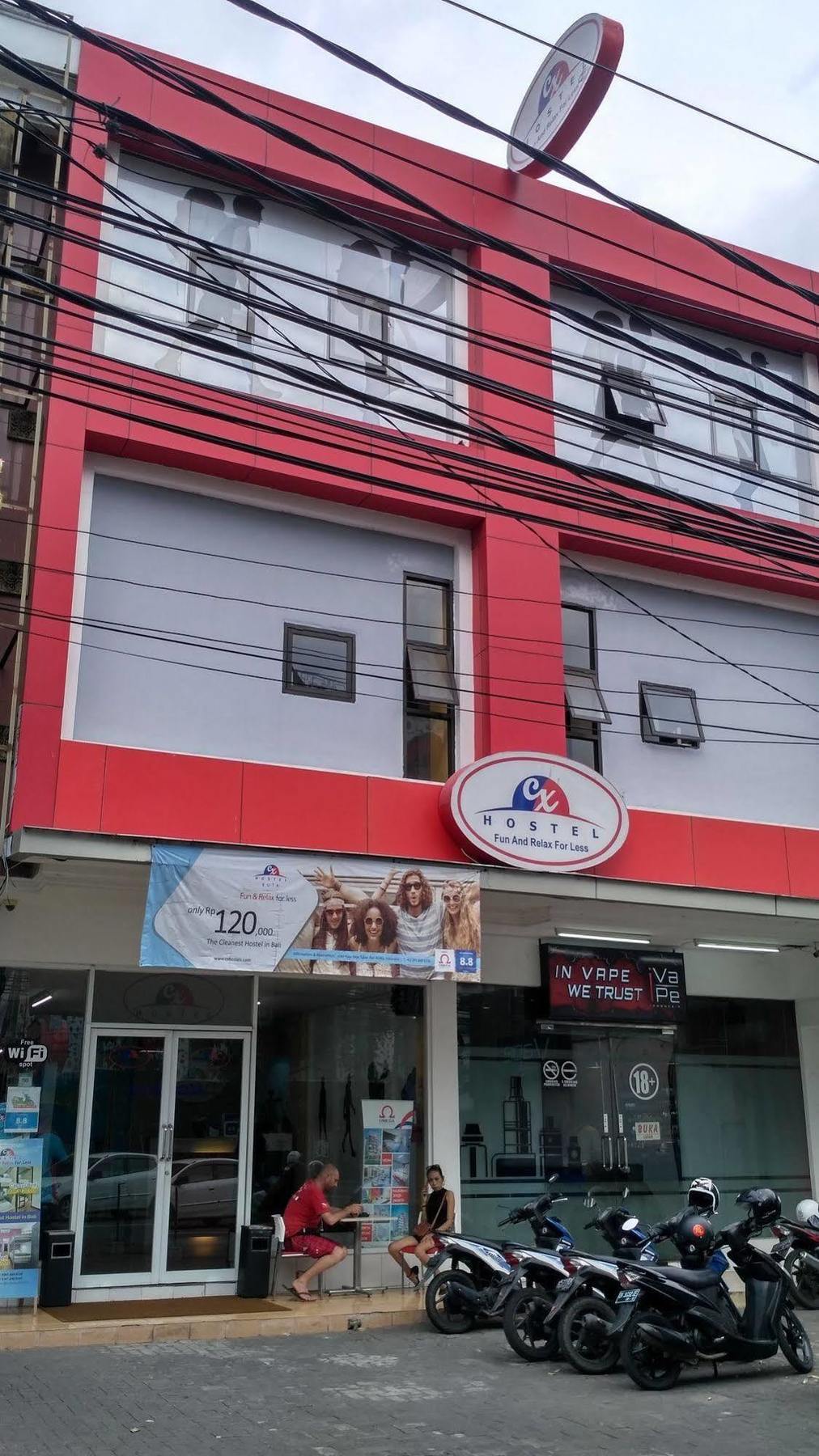 Cx Hostel Kuta Raya Екстер'єр фото